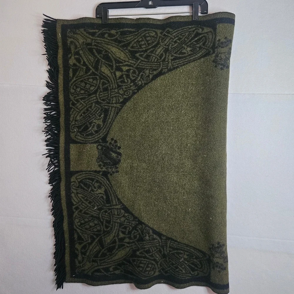 Mary Flaherty Galway Shawl Ireland 100% Lambswool Celtic Knot Green Limited